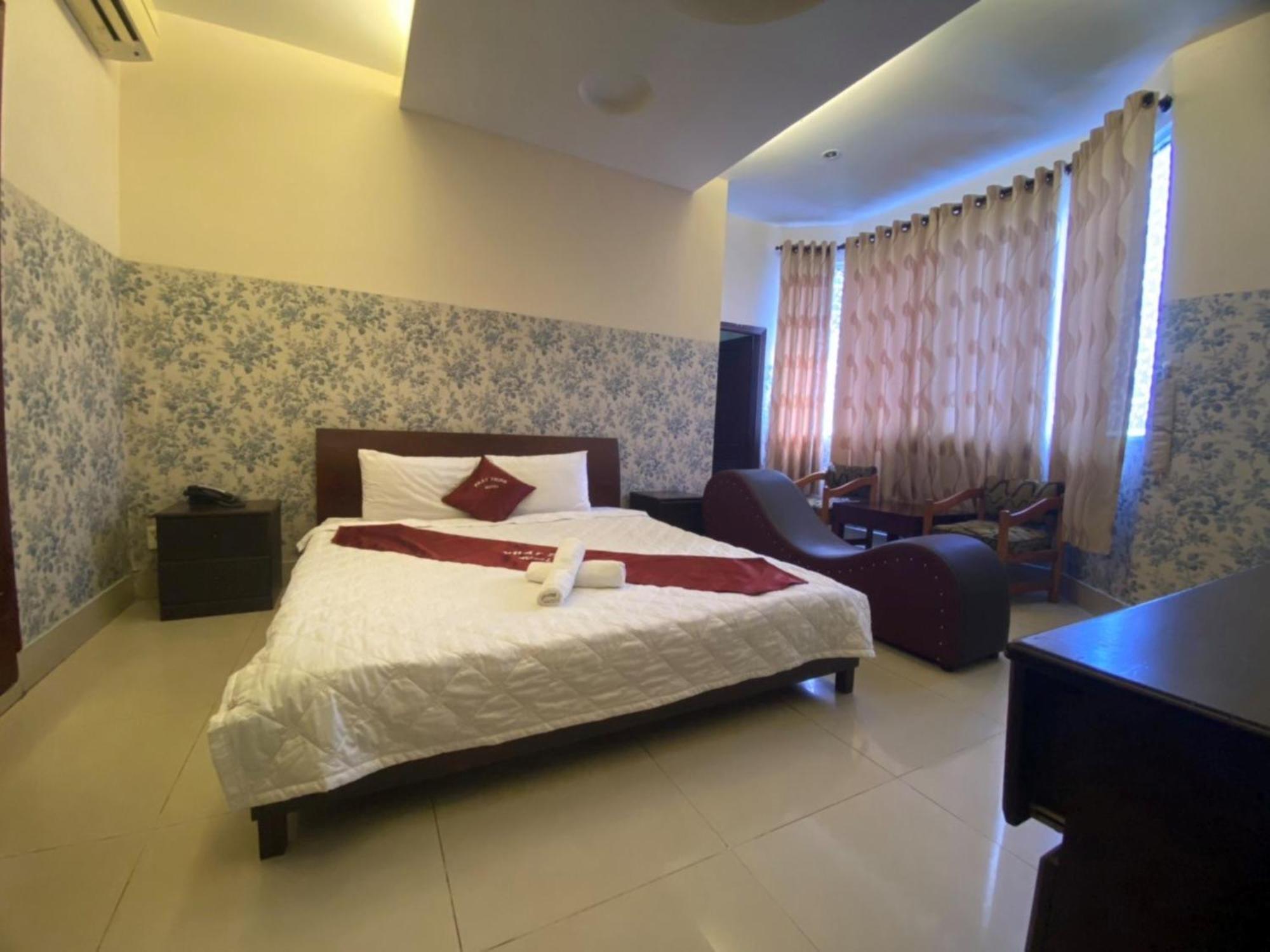 Phat Thinh Hotel Хошимин Екстериор снимка